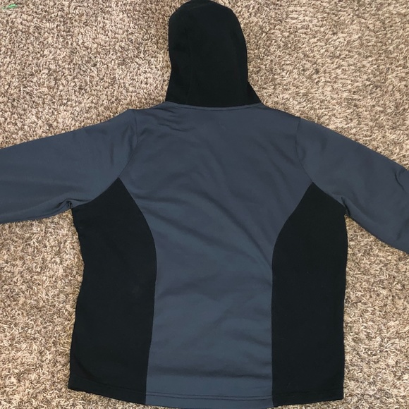 Large Black and Gray Underarmour Hoodie - Picture 2 of 2